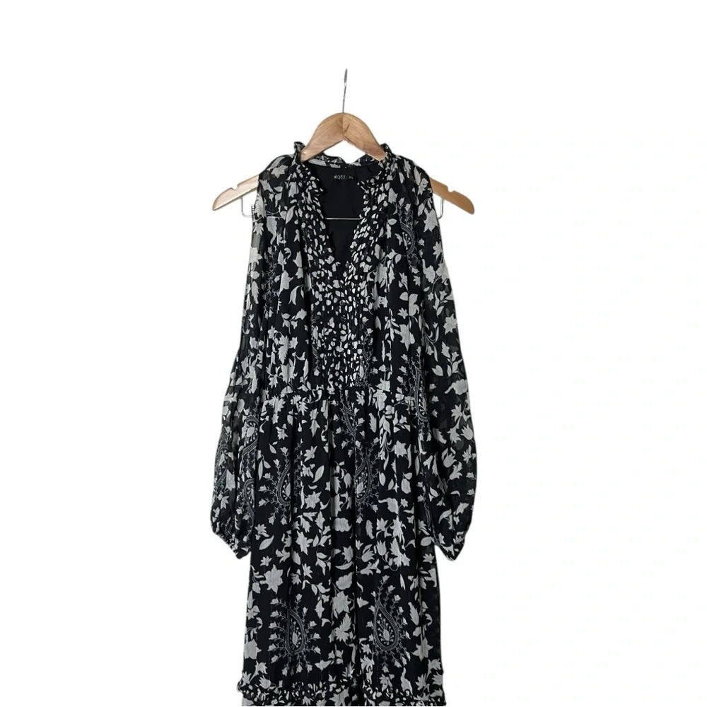 NWT Motf Studio Shein Cold Shoulder Floral Lantern Sleeve Ruffle Hem Dress XS